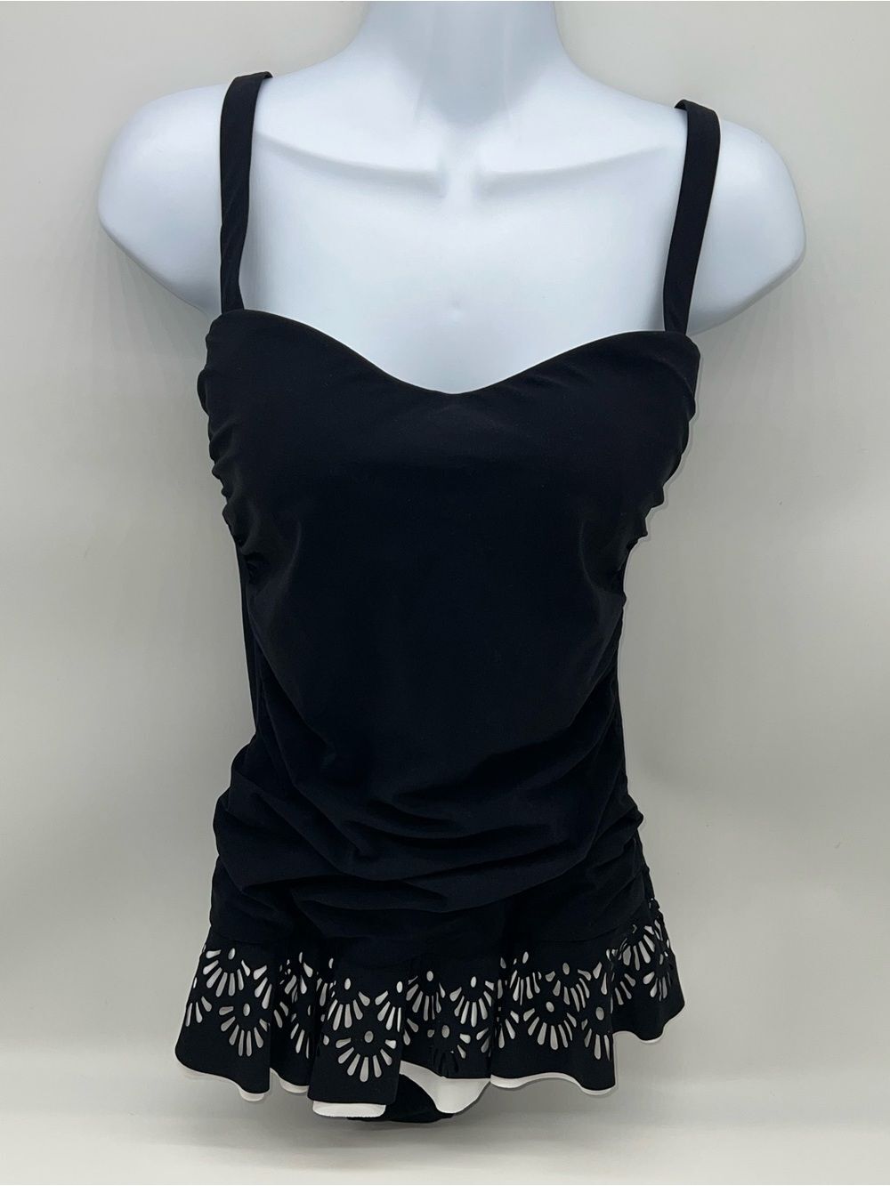 Profile By Gottex Black Sweetheart One-Piece w/Laser-Cut Ruffle to Show White-8D